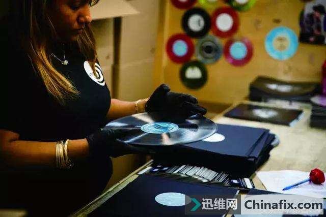 烧脑之作,那些脑洞大开的创意黑胶唱片欣赏