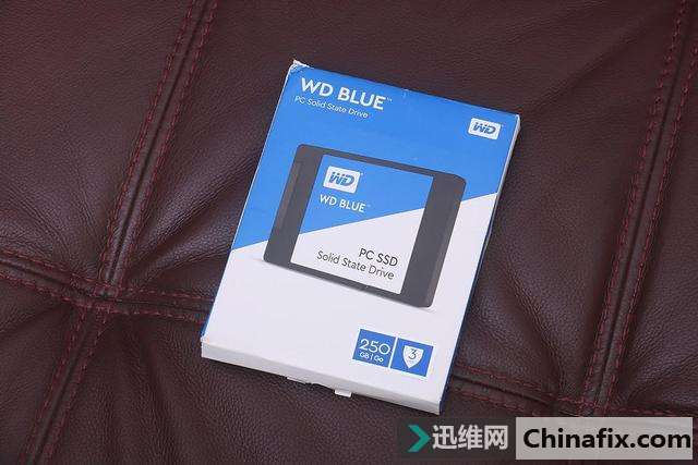 蓝盘家族新成员,西数蓝盘 SSD 250G 开箱简测!