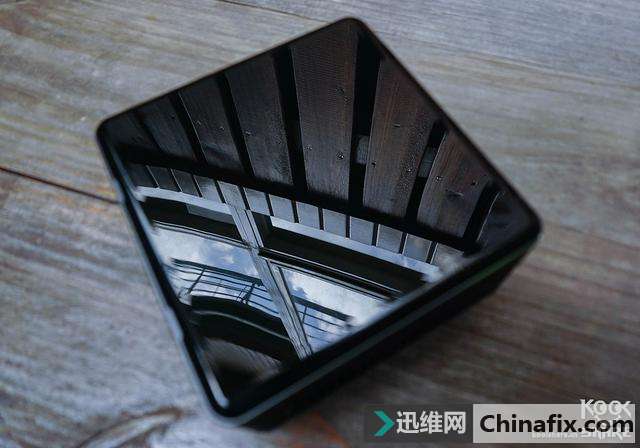 Intel 英特尔 NUC7i7BNH 微型电脑 开箱测评拆解