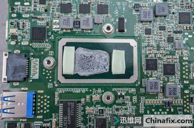 Intel 英特尔 NUC7i7BNH 微型电脑 开箱测评拆解