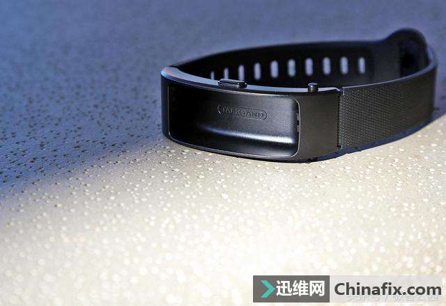 华为手环 B3 青春版图赏:499元,依旧是手环 + 蓝牙耳机两种模式