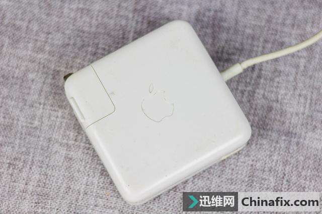 PD协议的统治下、如何生存?——AnyWatt PPS MacBook电源转接器