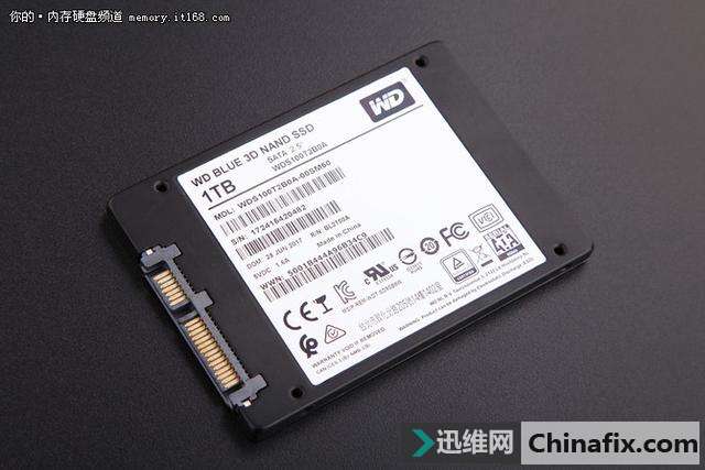 64ѵ WD Blue 3D NAND SSD 1TB