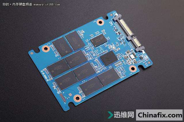 64ѵ WD Blue 3D NAND SSD 1TB