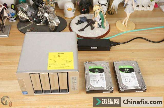 告别不靠谱的网盘,从此我用私有云!铁威马F4 220 NAS装机