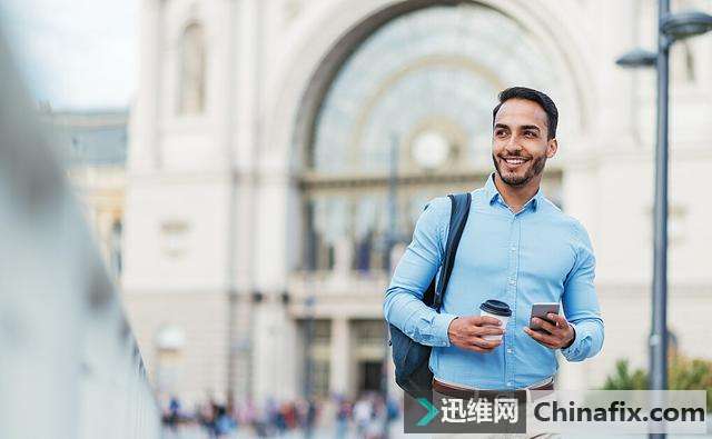 经常出差手机充电时间少,必备2.4A双向快充技术