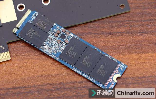 性能提升显著但发热不容小觑,i7-8700K/华擎Z370 Taichi装机小测