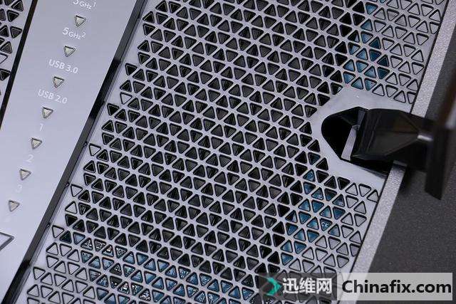 搞定200平米新房,网件 R8000P 三频千兆无线路由器开箱简测