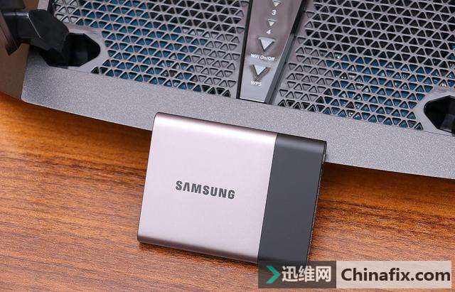 搞定200平米新房,网件 R8000P 三频千兆无线路由器开箱简测