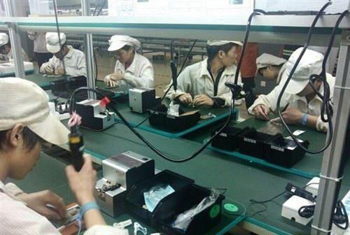 新iPhone充电口有神奇的香味?不信你闻!专家:有特殊功效!