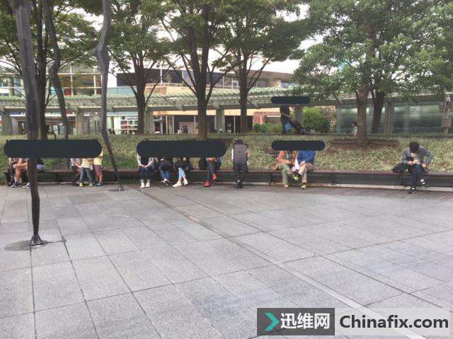 世界最大的iPhone保护壳:直接可以当盾牌运用