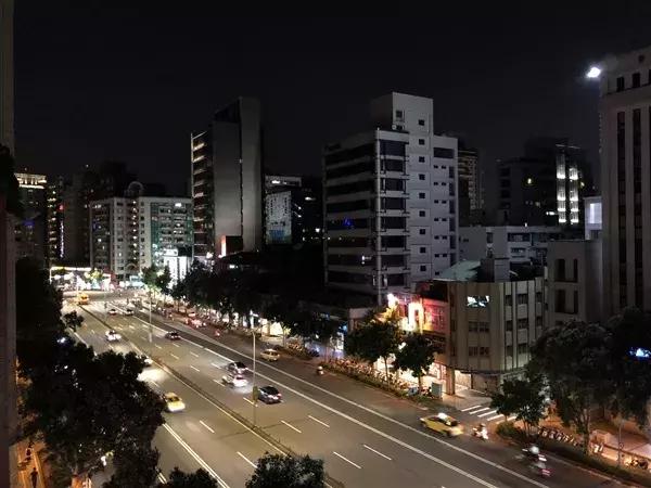 �ֻ���һ������ͷ�����ղ���ж�󣿶Աȳ������ϣ�