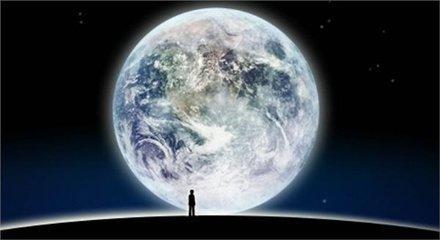 QQ比微信功能多,但为什么却在慢慢淡出视线?你觉得哪个比较好?