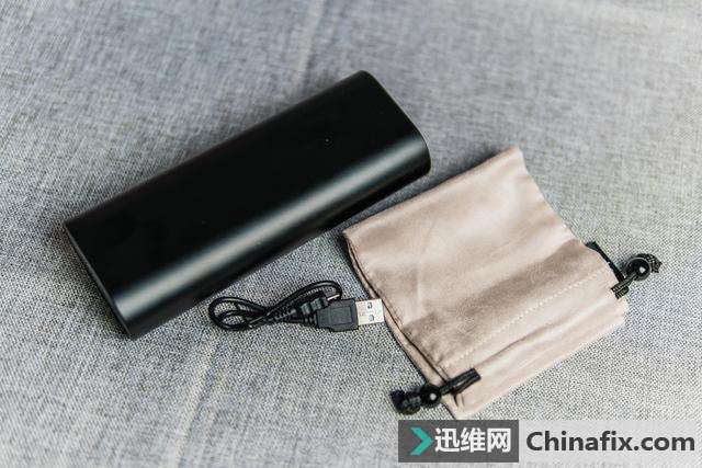 ɵڴ㡪TqkaƶԴ20000mAh 