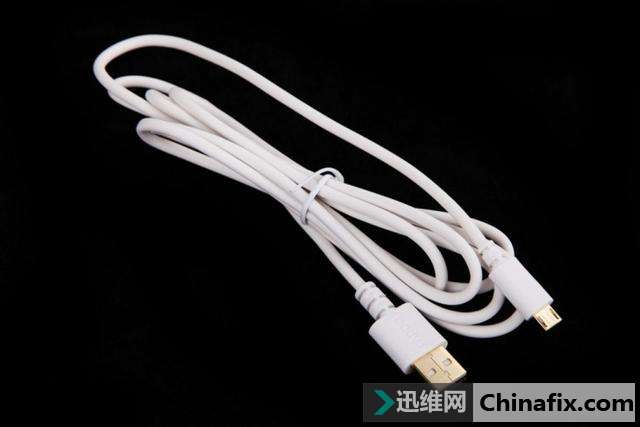 办公室的优雅精灵 雷柏MT500轻薄机械键盘测评