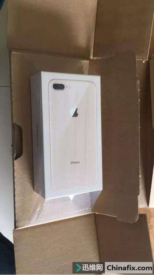 iPhone经销商业务员告诉你买手机的注意事项,有些问题还要看运气