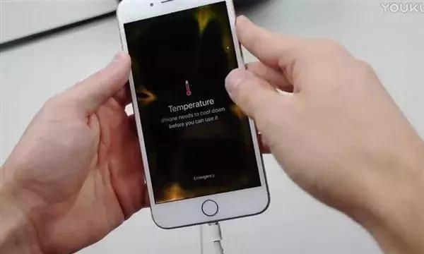 iPhone 8 的电池膨胀跟温度有关吗?实验告诉你答案~