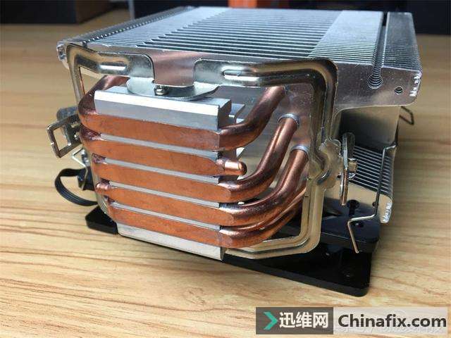 如何组装Ryzen 1300X+560D流畅“吃鸡”?