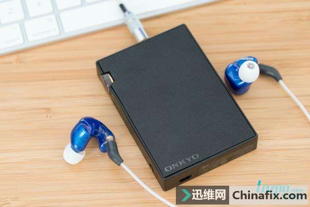 Ϊϲˢ Onkyo DP-S1
