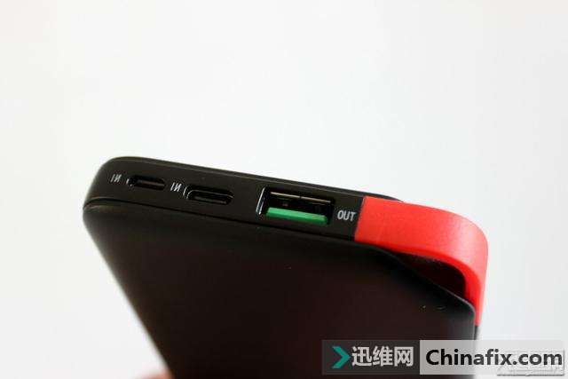 音印Tqka七合一10000mAh移动电源测评