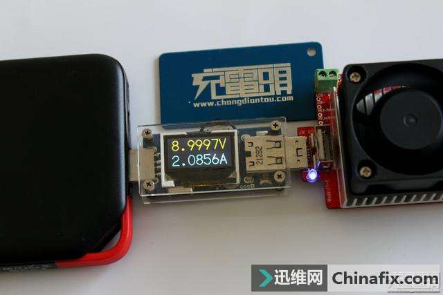 音印Tqka七合一10000mAh移动电源测评