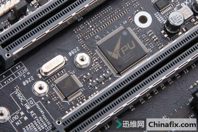 酷睿i9顶级座驾!ROG RAMPAGE VI EXTREME主板测评
