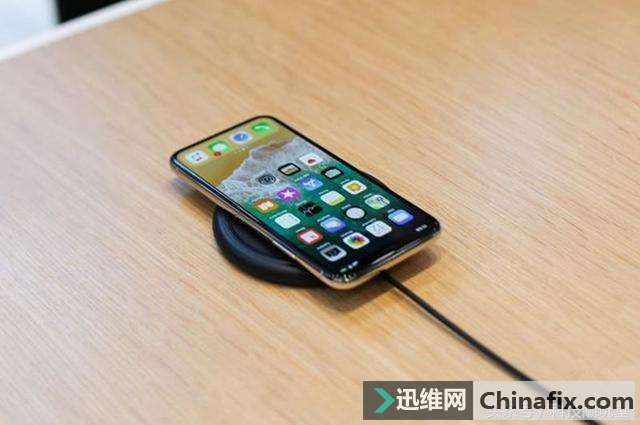 拥有iPhone X你会考虑这些配件吗