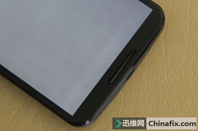 谷歌Pixel 2 XL问题不断,用了不到 7 天就出现“烧屏”现象
