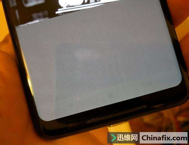 谷歌Pixel 2 XL问题不断,用了不到 7 天就出现“烧屏”现象