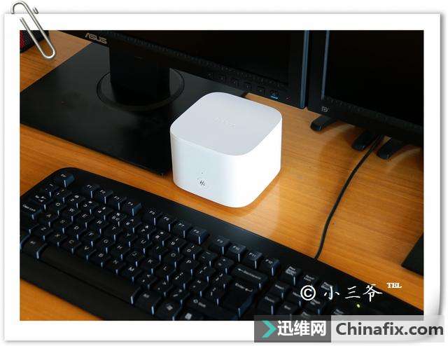 「小三爷测评」“黑科技”满满的路由器-荣耀路由2开箱简评