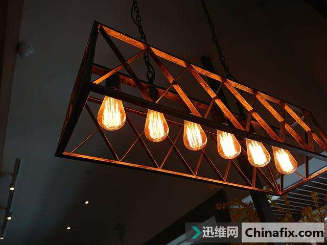 小屏旗舰的最后生还者:索尼Xperia XZ1 Comp