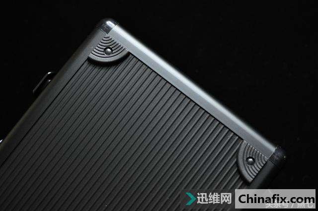 最美87键,全金属底座加持,樱桃8.0机械键盘侧刻黑轴详细测评