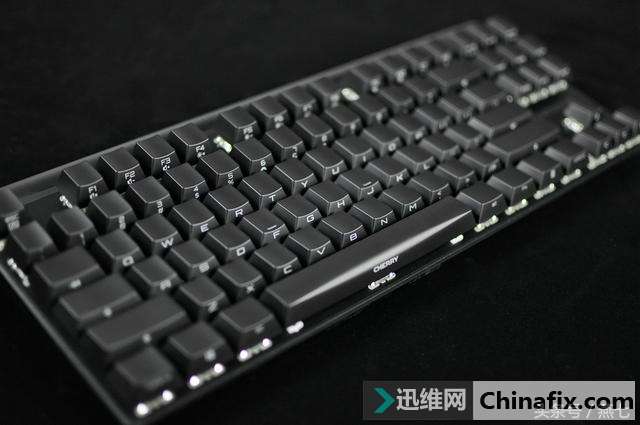 最美87键,全金属底座加持,樱桃8.0机械键盘侧刻黑轴详细测评