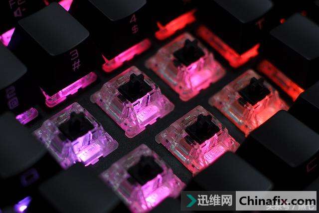 最美87键,全金属底座加持,樱桃8.0机械键盘侧刻黑轴详细测评