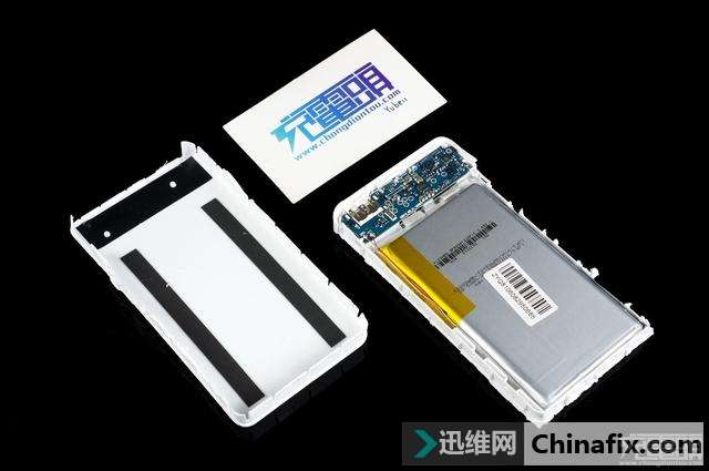 新配色上市,双向快充技术ZMI紫米QB810移动电源黑色版开箱体验
