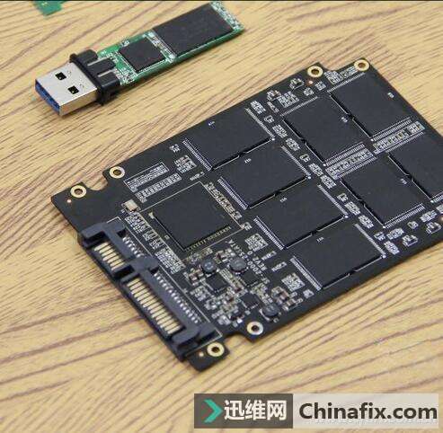 都是闪存 为什么U盘没有SSD快?