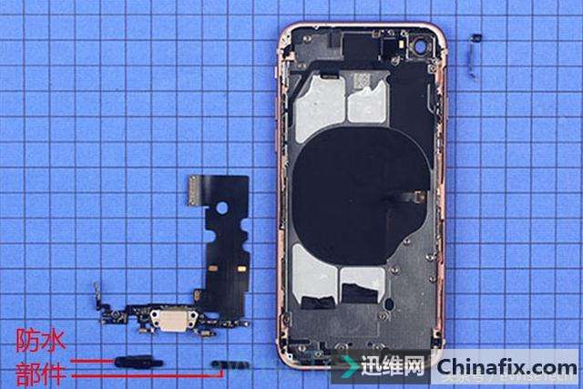 iPhone8拆解,内部布局变化不大
