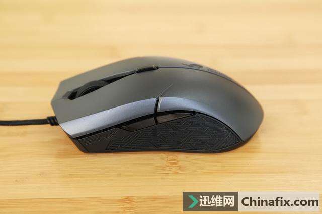 可更换上盖规划 ROG STRIX Evolve鼠标测评