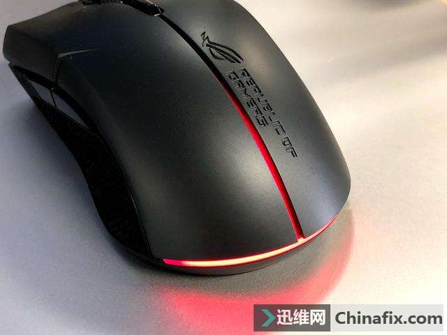 可更换上盖规划 ROG STRIX Evolve鼠标测评
