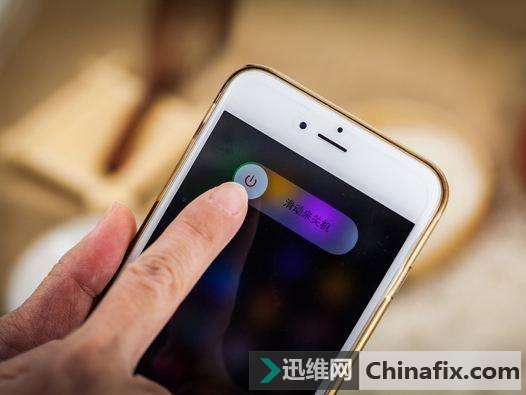 手机关机能省电?手机多久关机一次合适?