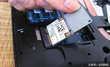 SSD干货篇-教你自己给笔记本安装固态硬盘-迅