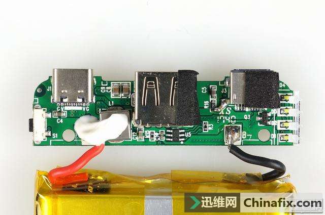 C+L+A三口双面盲插,高颜值台电Slim S10移动电源开箱拆解测评
