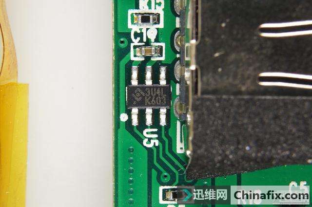 C+L+A三口双面盲插,高颜值台电Slim S10移动电源开箱拆解测评