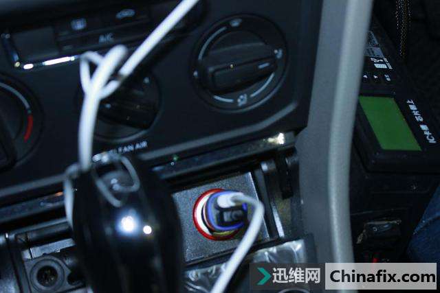 iPhone带上它,真正体验到什么叫无线充电