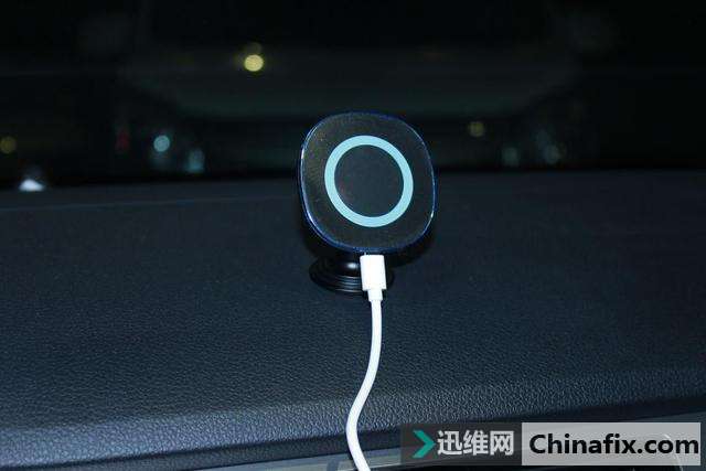 iPhone带上它,真正体验到什么叫无线充电