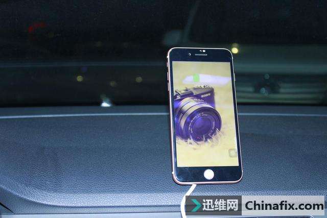 iPhone带上它,真正体验到什么叫无线充电
