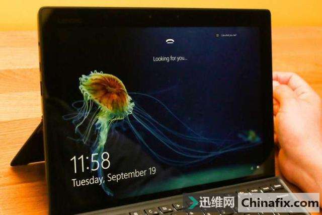 Win也有Face ID脸部识别技术,只是照片就可以pojie