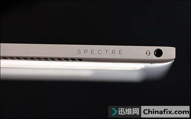 ԸУSPECTRE 13 