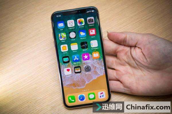 更大的电池和屏幕,新iPhone还有这一个变化!