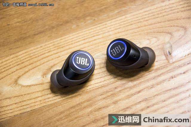 С JBL FREEʽ߶